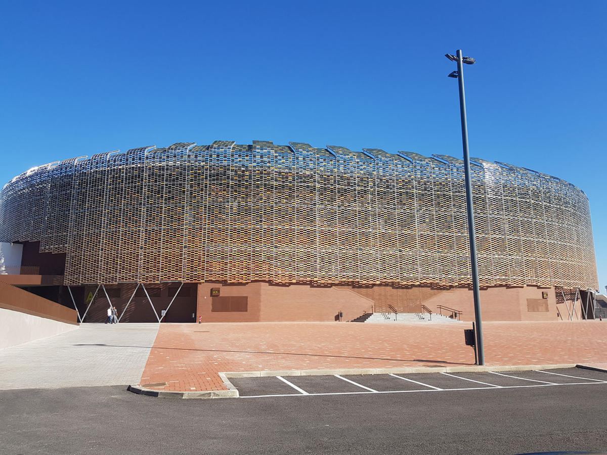Fachada de celosía del Olivo Arena, Jaén